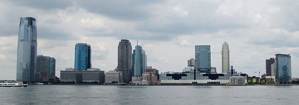 Hudson waterfront, 30 Hudson Street and Exchange Place in Jersey City, 2013.
