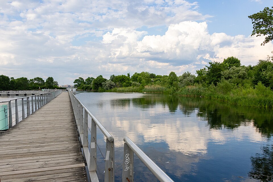 Boardwalk, water and greenery at Humber Bay Park East in Etobicoke.
